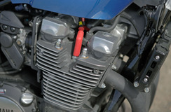 Yamaha XJR1300 – Retronaku ja powercruiser