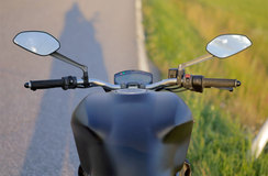 Ducati Monster 821 – Vähän isompi pikkumörkö
