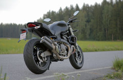 Ducati Monster 821 – Vähän isompi pikkumörkö