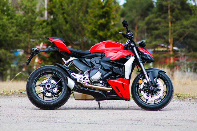 Ducati Streetfighter V2 – Pykälän verran pienempi paholainen