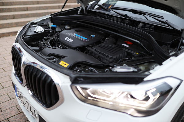 Erinomaisen ajomukavuuden maasturi BMW X1 xDrive25e - BMW Hybridimallisto osa 3