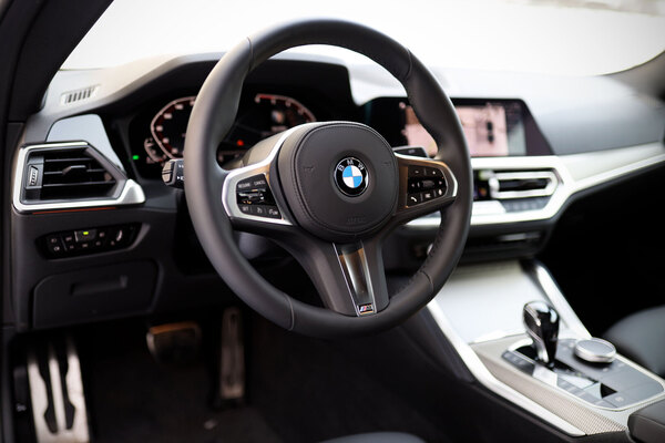 Kevythybridien kaunotar BMW 420d A xDrive MHEV - BMW Hybridimallisto osa 8