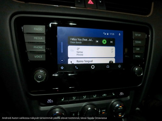 Näin yhdistät puhelimen: Bluetooth, Apple CarPlay, Android Auto