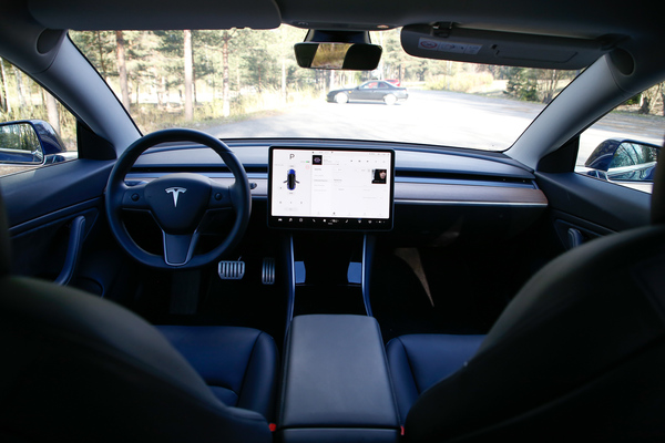 Tesla Model 3 – Hypen arvoinen?